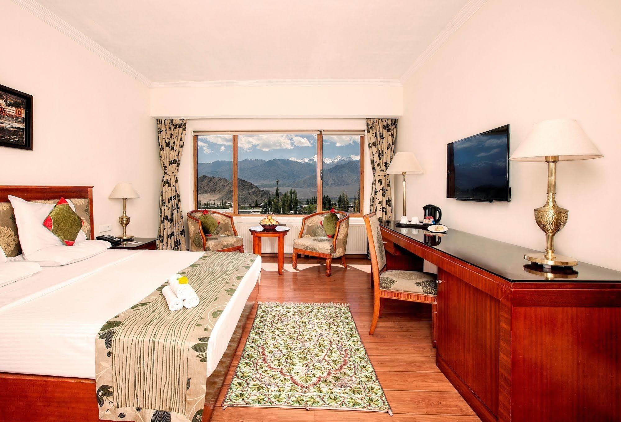 Hotel The Grand Dragon Ladakh Leh Exterior foto